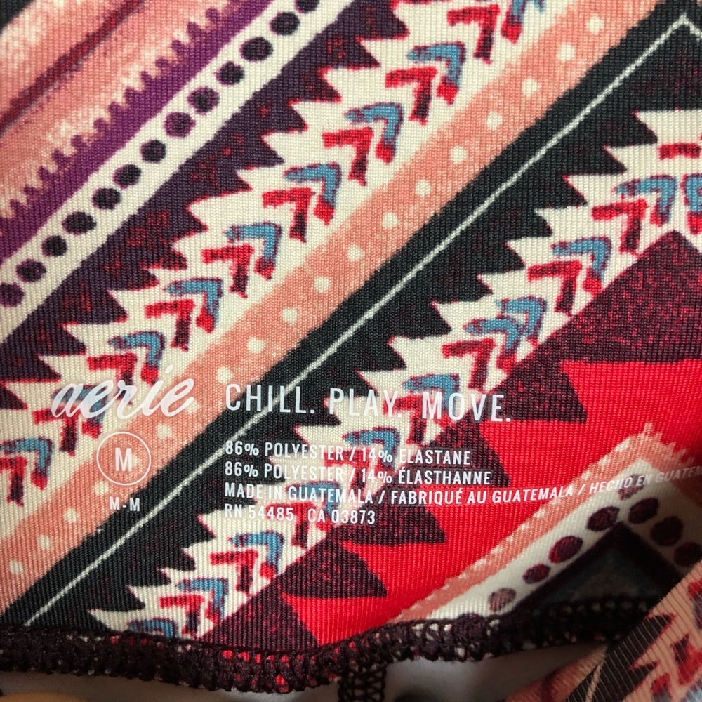 Aerie Pink Chevron Workout Leggings, Medium - Picture 4 of 6
